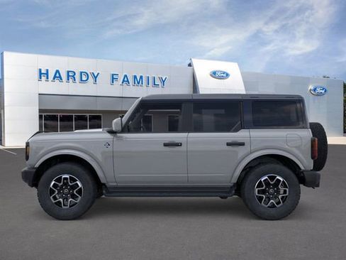 New 2026 Ford Bronco Outer Banks AWD/4WD image 3