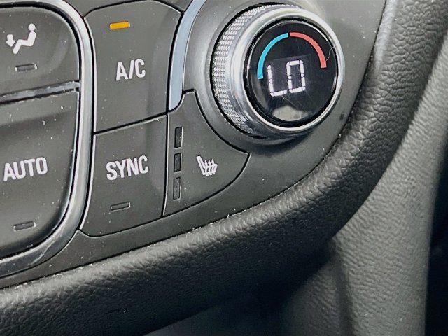 Used 2021 Chevrolet Equinox LT FWD image 21
