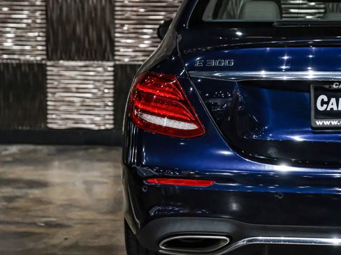 Used 2018 Mercedes-Benz E 300 image 51