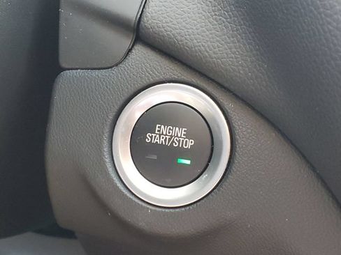 Certified 2023 Chevrolet Equinox LT FWD image 24