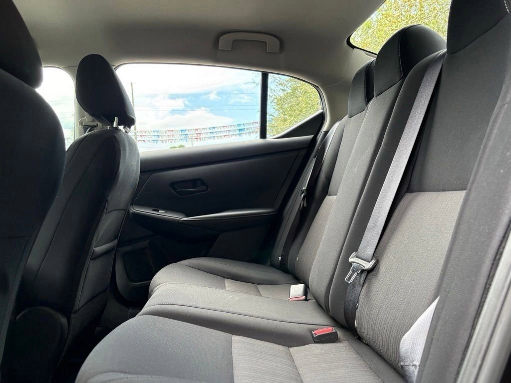 Used 2024 Nissan Sentra SV FWD image 12