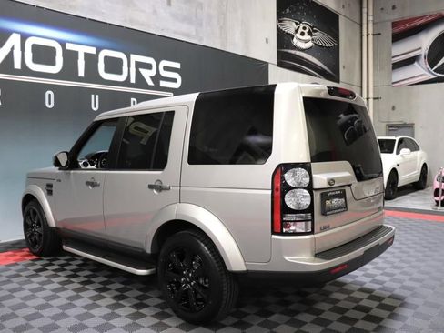 Used 2016 Land Rover LR4 HSE image 4