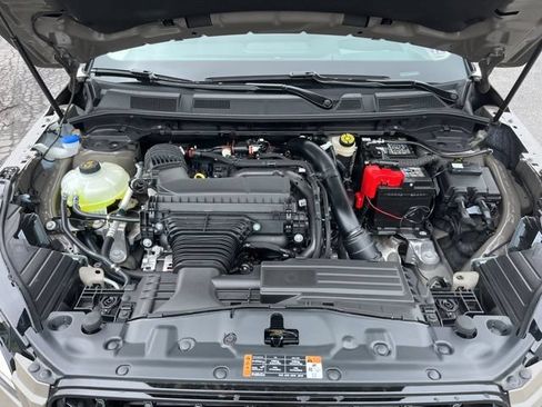 New 2025 Lincoln Corsair Reserve w/ Equipment Group 202A AWD/4WD image 39