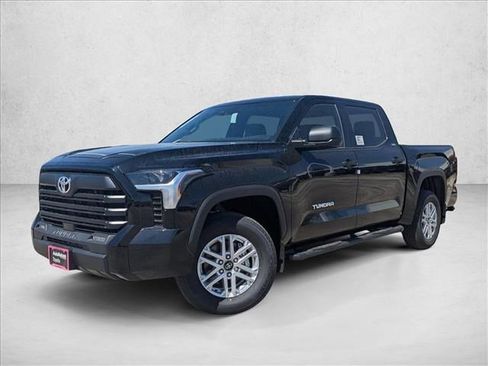 Used 2025 Toyota Tundra SR5 image 1