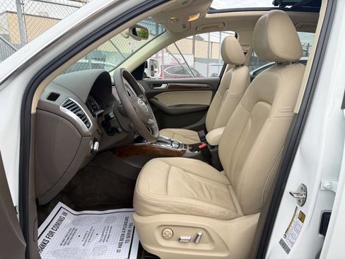 Used 2015 Audi Q5 2.0T Premium Plus w/ Technology Package AWD/4WD image 10