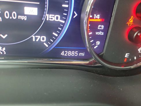Used 2021 GMC Acadia Denali w/ Denali Technology Package FWD image 32