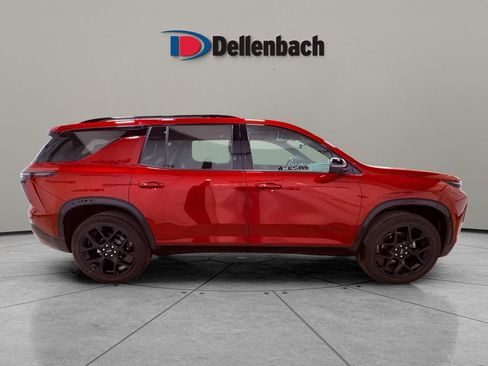 Used 2024 Chevrolet Traverse RS image 6