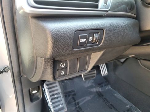 Used 2020 Honda Accord Sport image 11