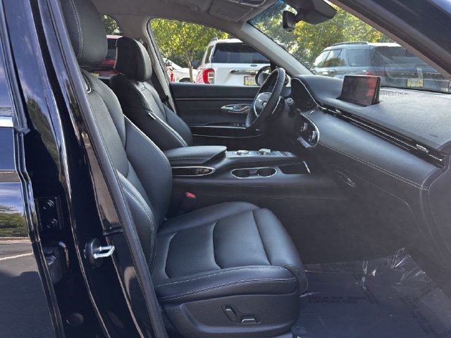 Used 2024 Genesis GV70 2.5T AWD/4WD image 34