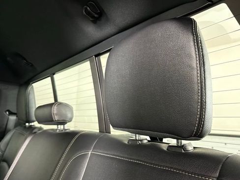 Used 2024 RAM 2500 Tradesman w/ Chrome Appearance Group AWD/4WD image 21