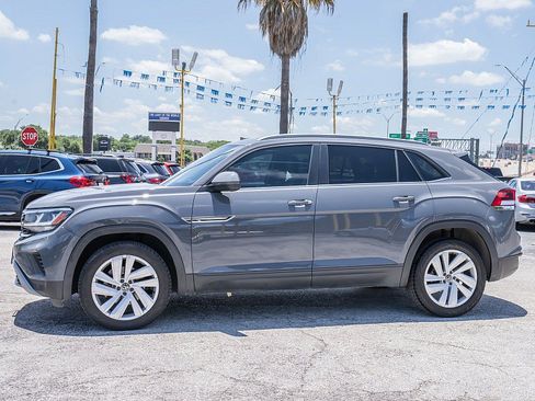 Used 2021 Volkswagen Atlas Cross Sport SE FWD image 8
