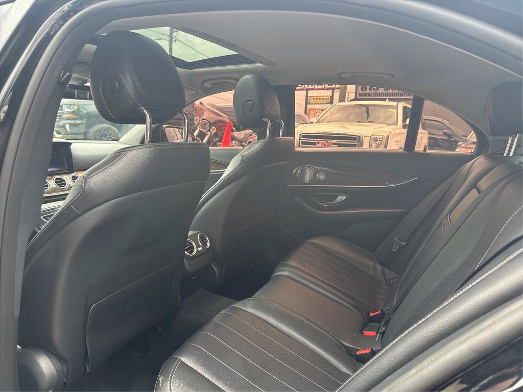 Used 2018 Mercedes-Benz E 300 image 9