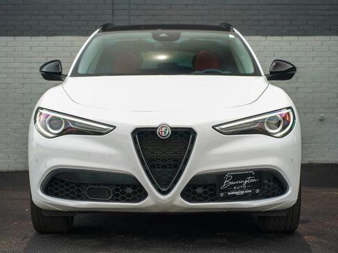 Used 2021 Alfa Romeo Stelvio Ti w/ Nero Edizione AWD/4WD image 2
