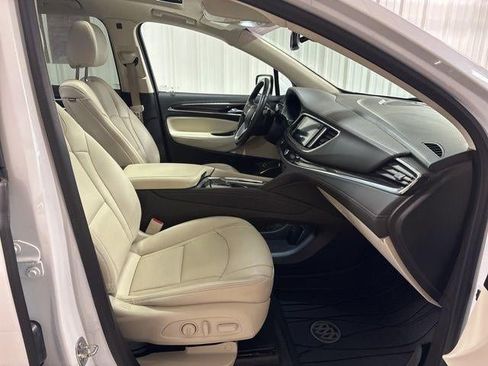 Used 2022 Buick Enclave Essence w/ Experience Buick Package image 24