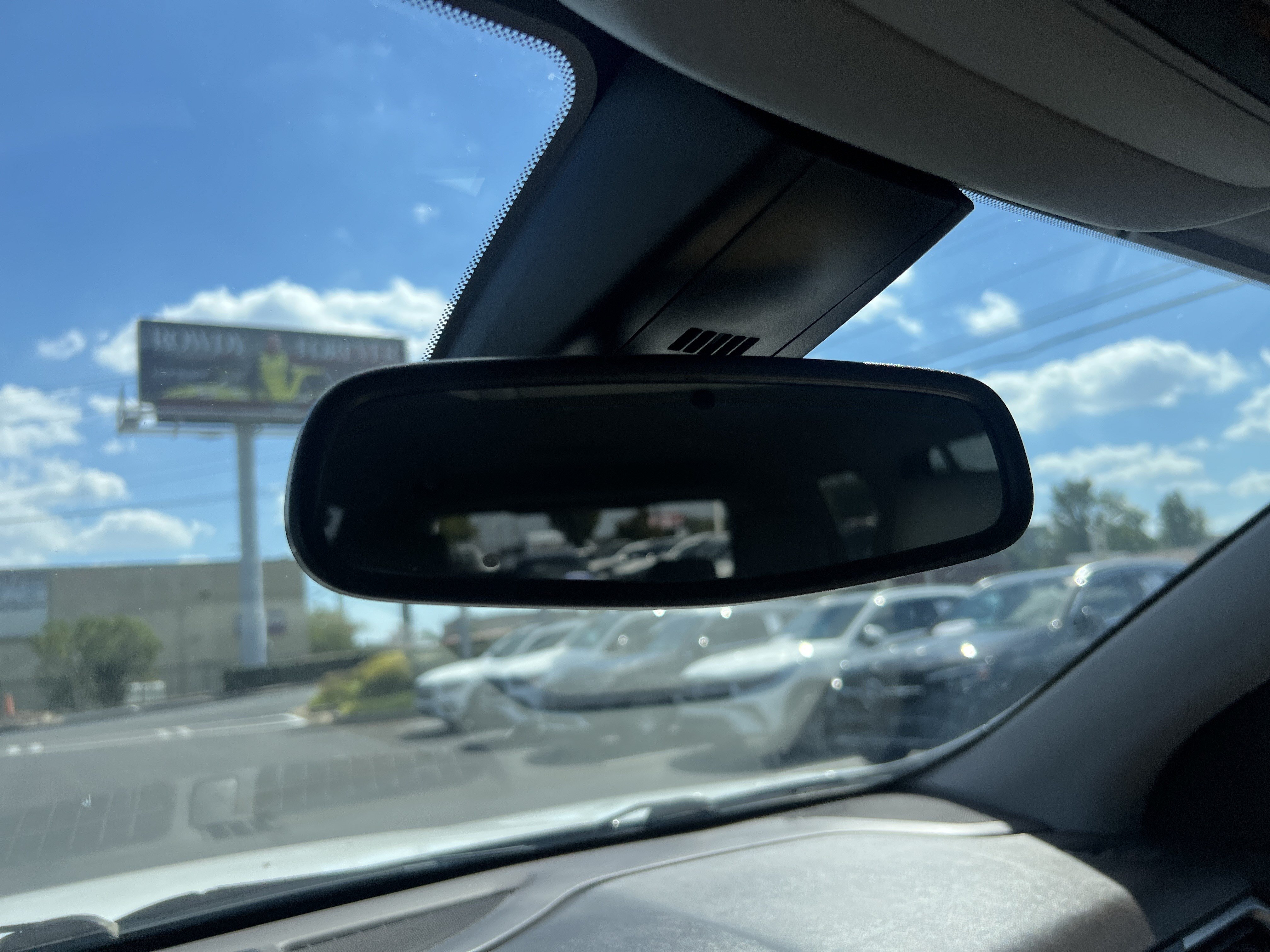 Used 2019 GMC Acadia SLT w/ LPO, Floor Liner Package FWD image 27