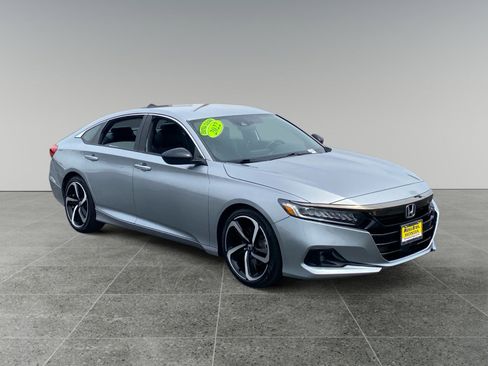 Used 2022 Honda Accord Sport image 7