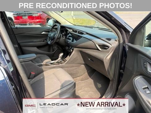 Used 2021 Buick Encore GX Select w/ LPO, Active Lifestyle Package AWD/4WD image 10