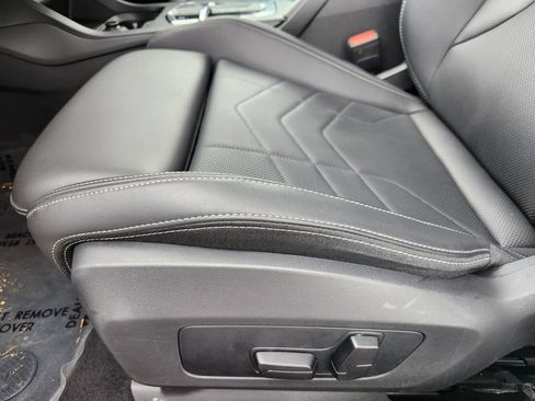Used 2025 BMW 228i xDrive AWD/4WD image 15