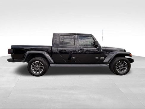 Used 2020 Jeep Gladiator Overland image 4