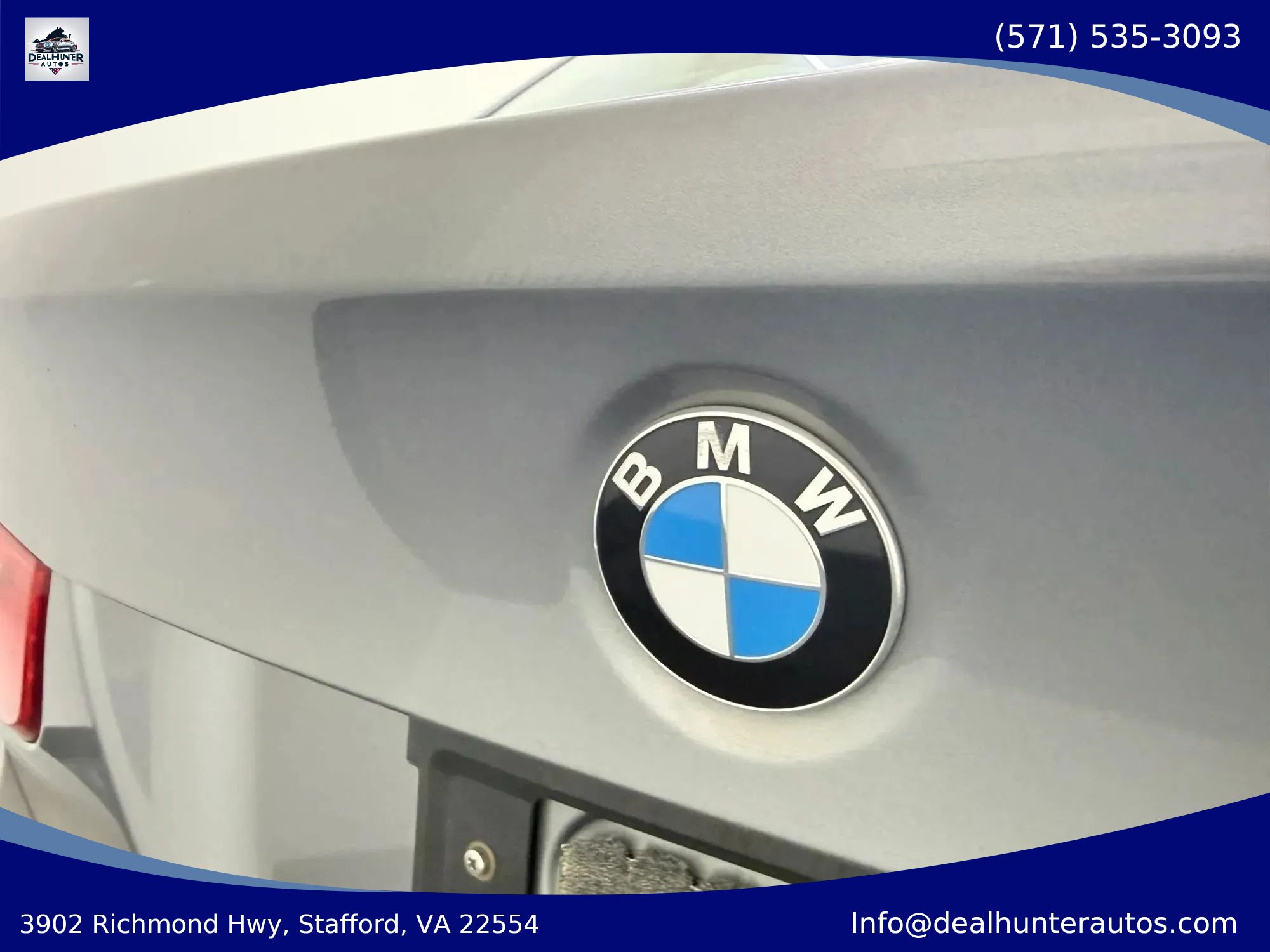 Used 2011 BMW 328i xDrive Sedan AWD/4WD image 9