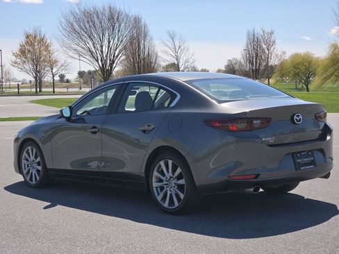 Used 2019 MAZDA MAZDA3 AWD Sedan w/ Select Package image 5