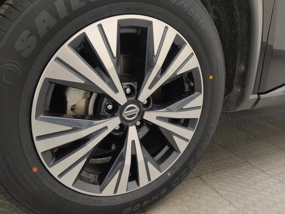 Used 2021 Nissan Rogue SV FWD image 31