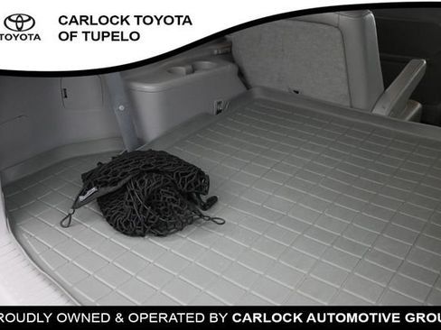 Used 2018 Toyota Highlander Limited FWD image 48