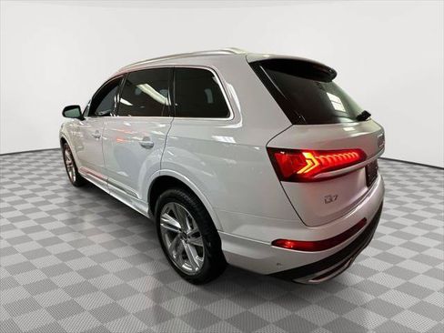 Used 2023 Audi Q7 3.0T Premium Plus w/ Premium Plus Package AWD/4WD image 3