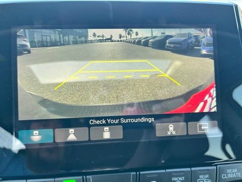 Used 2023 Honda Odyssey Touring image 12