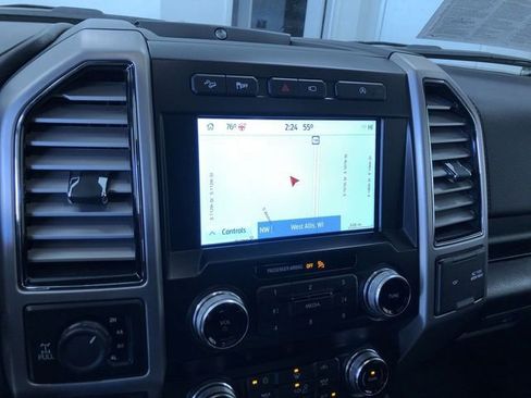 Used 2019 Ford F150 Platinum w/ Equipment Group 701A Luxury image 23