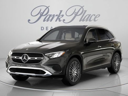 Used 2026 Mercedes-Benz GLC 300 image 39
