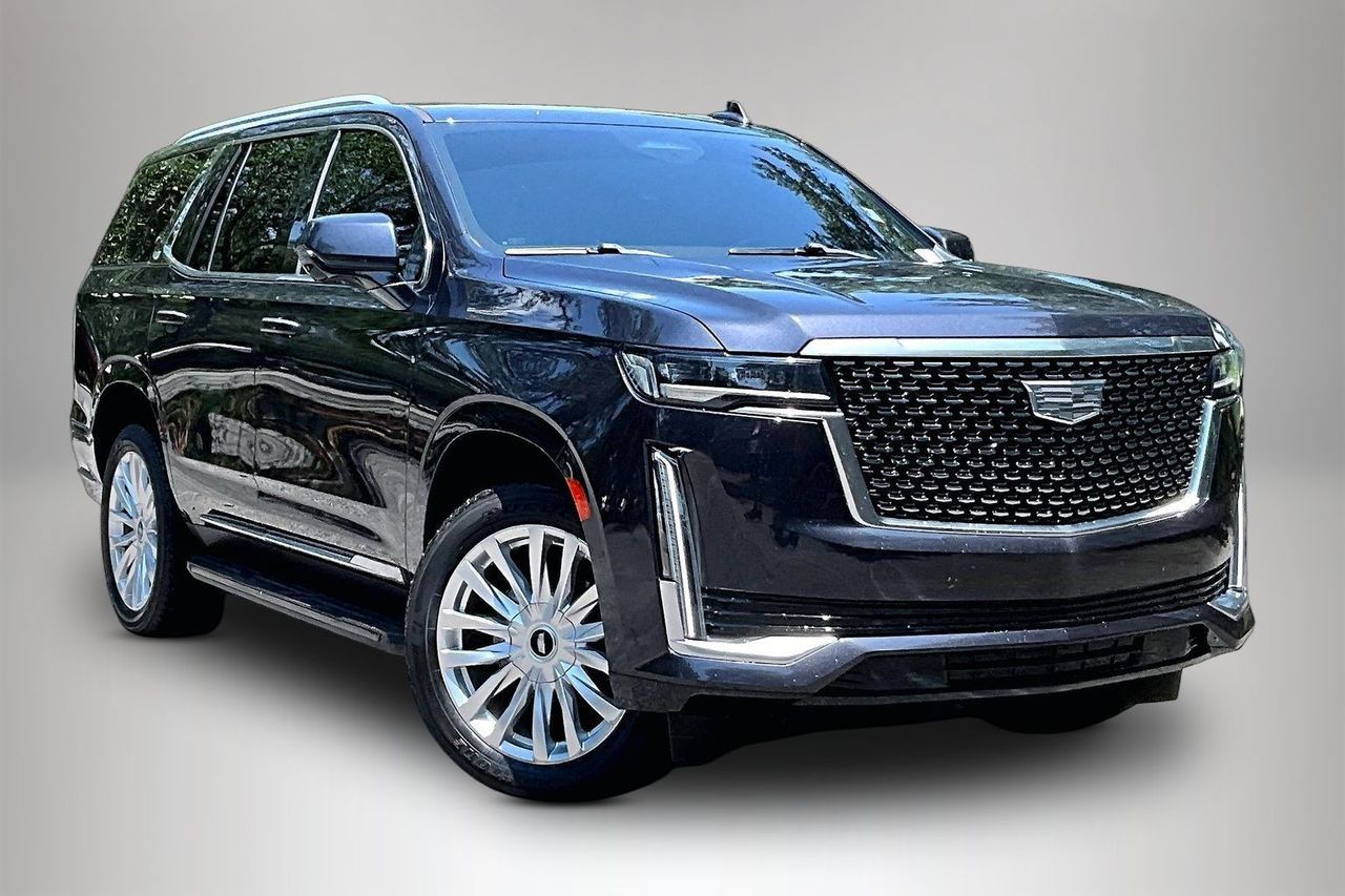 Used 2022 Cadillac Escalade Luxury RWD image 2