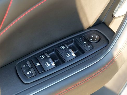 Used 2020 Maserati Levante GranSport image 19