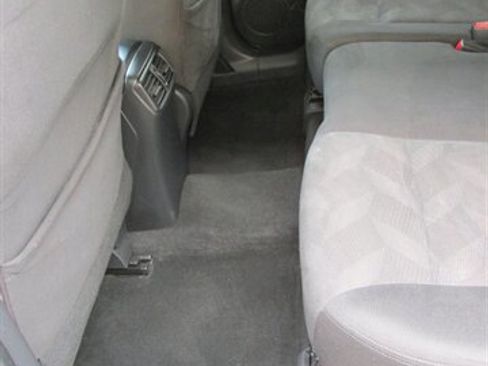 Used 2016 Nissan Rogue SV image 15