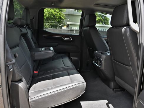 Used 2023 GMC Sierra 1500 Denali AWD/4WD image 18