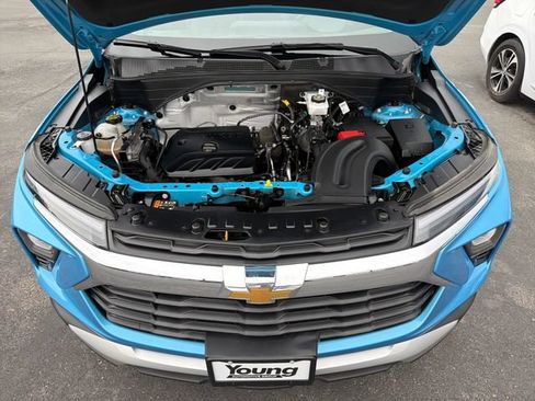 Used 2025 Chevrolet TrailBlazer LT AWD/4WD image 21