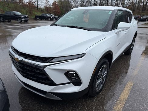 Used 2025 Chevrolet Blazer LT AWD/4WD image 5