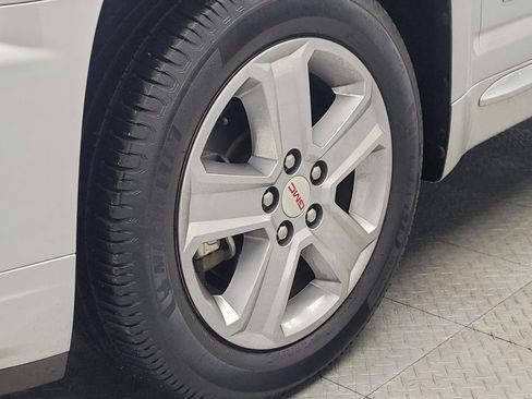 Used 2017 GMC Terrain Denali image 31