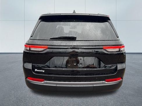 New 2026 Jeep Grand Cherokee Limited w/ Limited Altitude Package AWD/4WD image 3