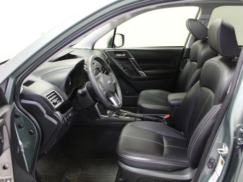 Used 2018 Subaru Forester 2.5i Touring image 18