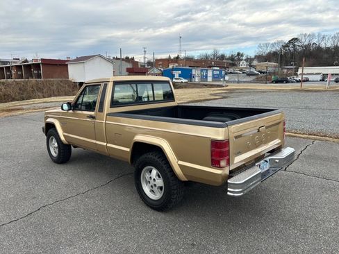 Used 1987 Jeep Comanche Pioneer image 3