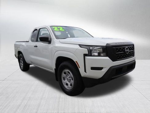 Used 2022 Nissan Frontier S w/ Technology Package image 2