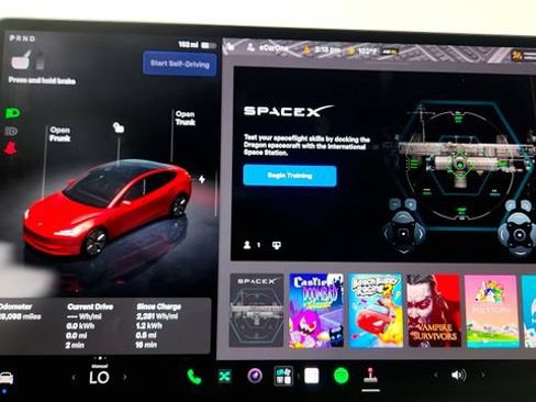 Used 2025 Tesla Model 3 RWD image 65