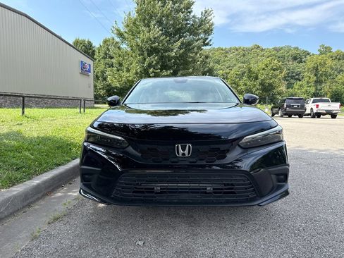 Used 2023 Honda Civic LX image 2
