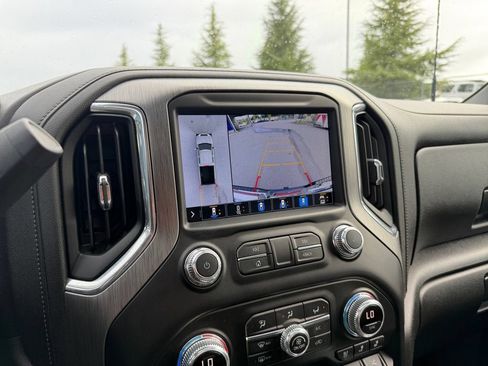 Used 2022 GMC Sierra 2500 Denali AWD/4WD image 17