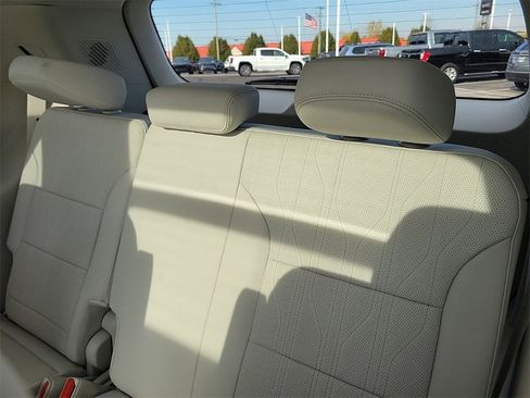 New 2026 Buick Enclave Avenir w/ Super Cruise Package image 11