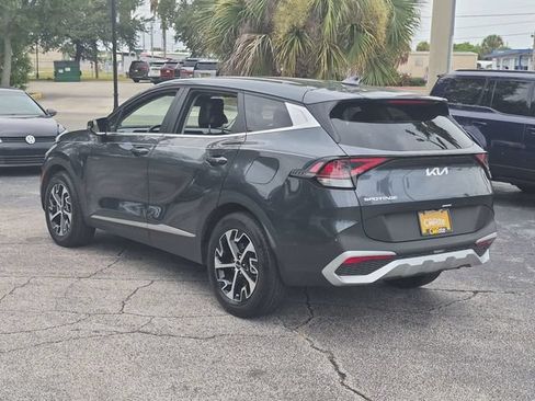 Used 2025 Kia Sportage EX FWD image 7
