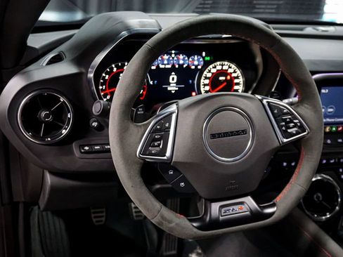 Used 2021 Chevrolet Camaro ZL1 image 11