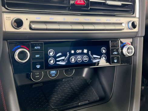 Used 2025 Genesis G70 3.3T Advanced w/ Sport Prestige Package image 16