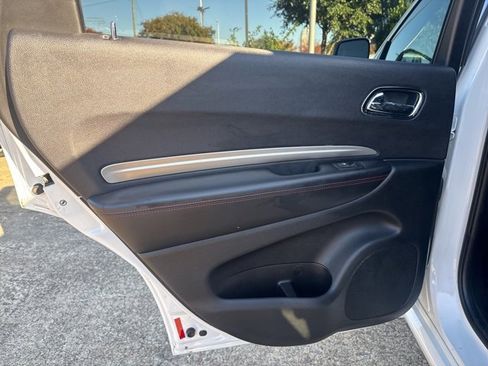 Used 2016 Dodge Durango R/T w/ Technology Group image 20